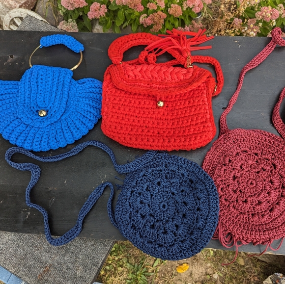 Various wool purses - Picture 6 of 7